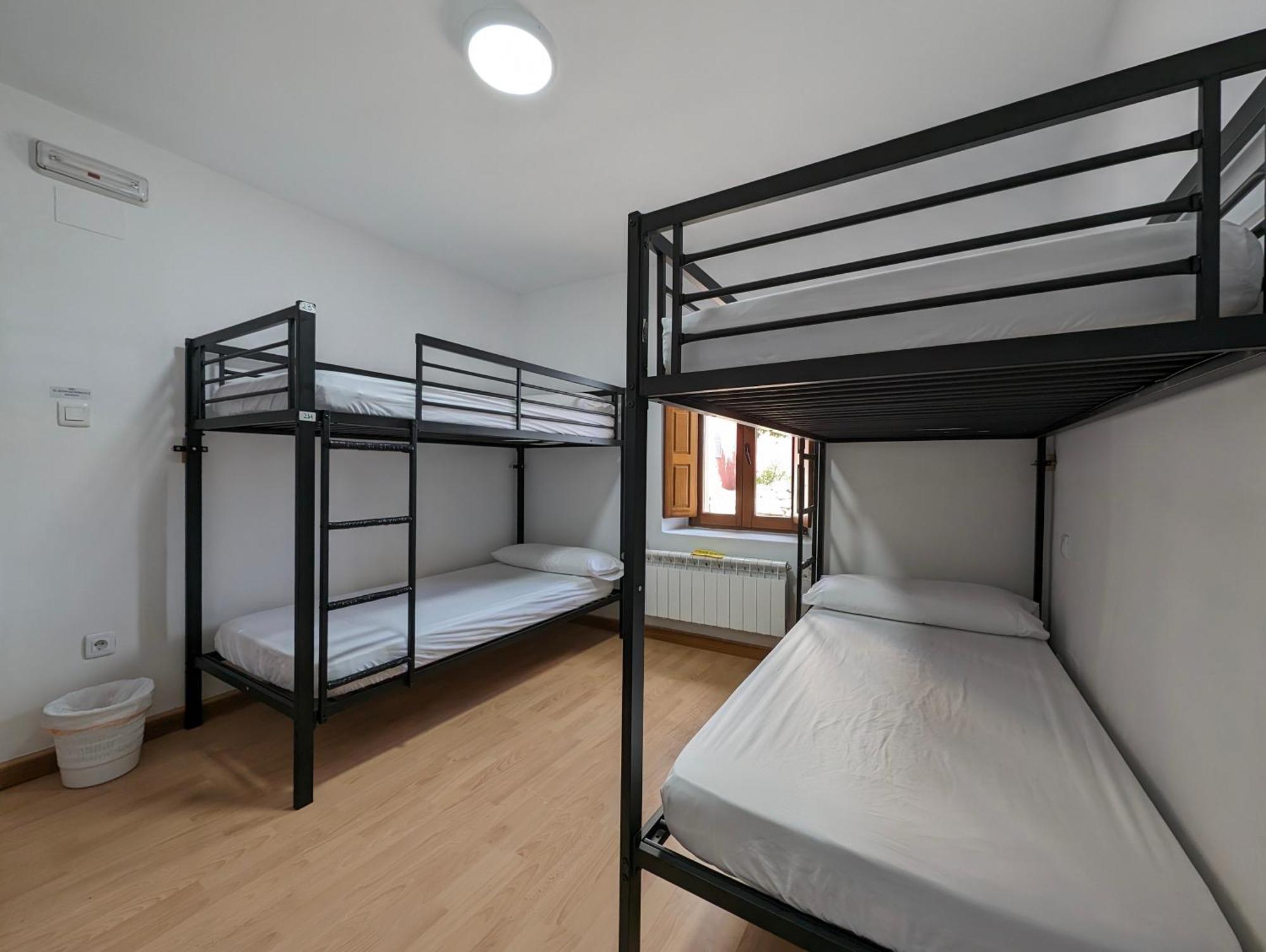 Albergue El Alfar/Pilgrim Hostel 오르니요스 델 까미노 외부 사진