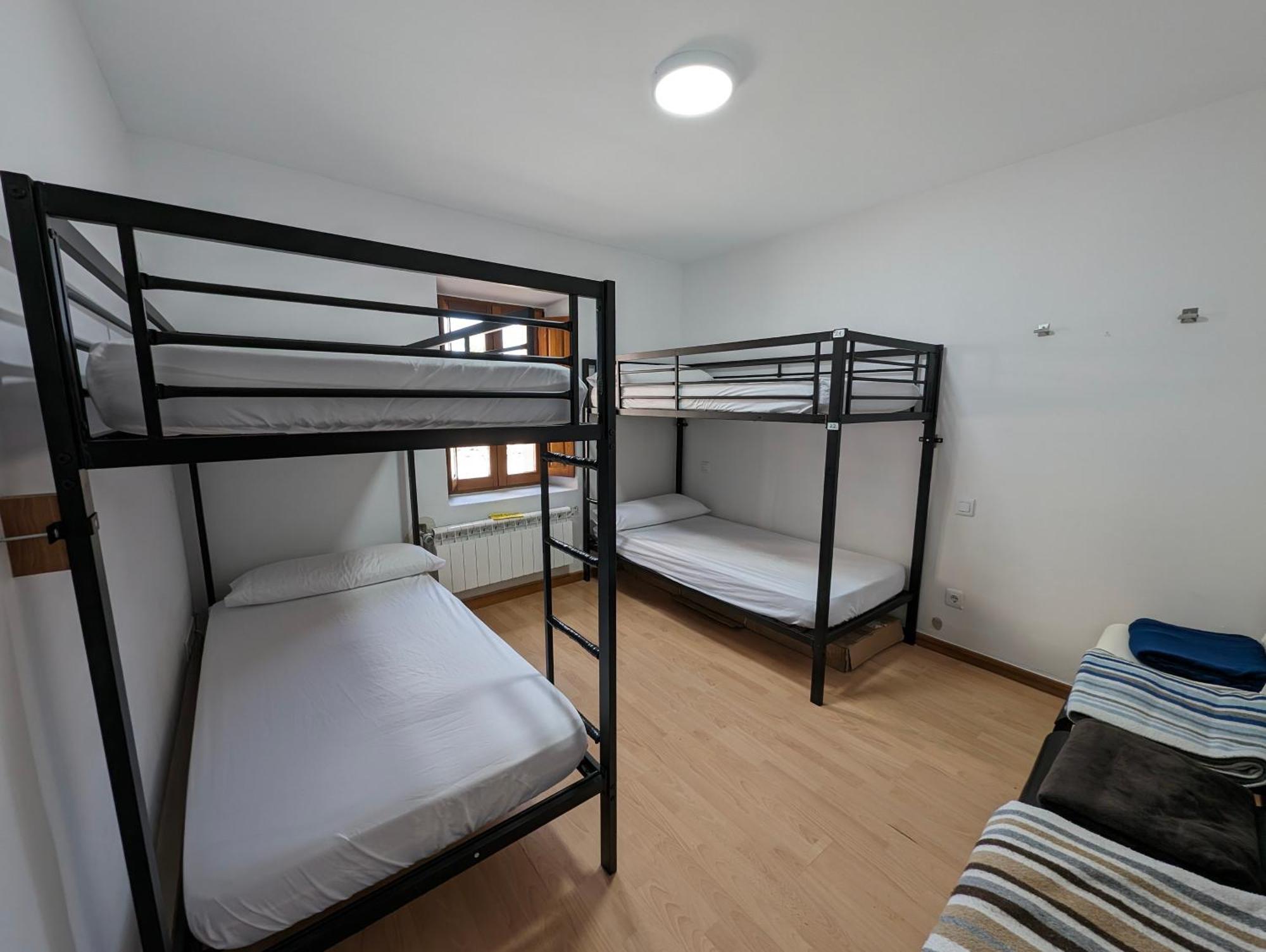 Albergue El Alfar/Pilgrim Hostel 오르니요스 델 까미노 외부 사진