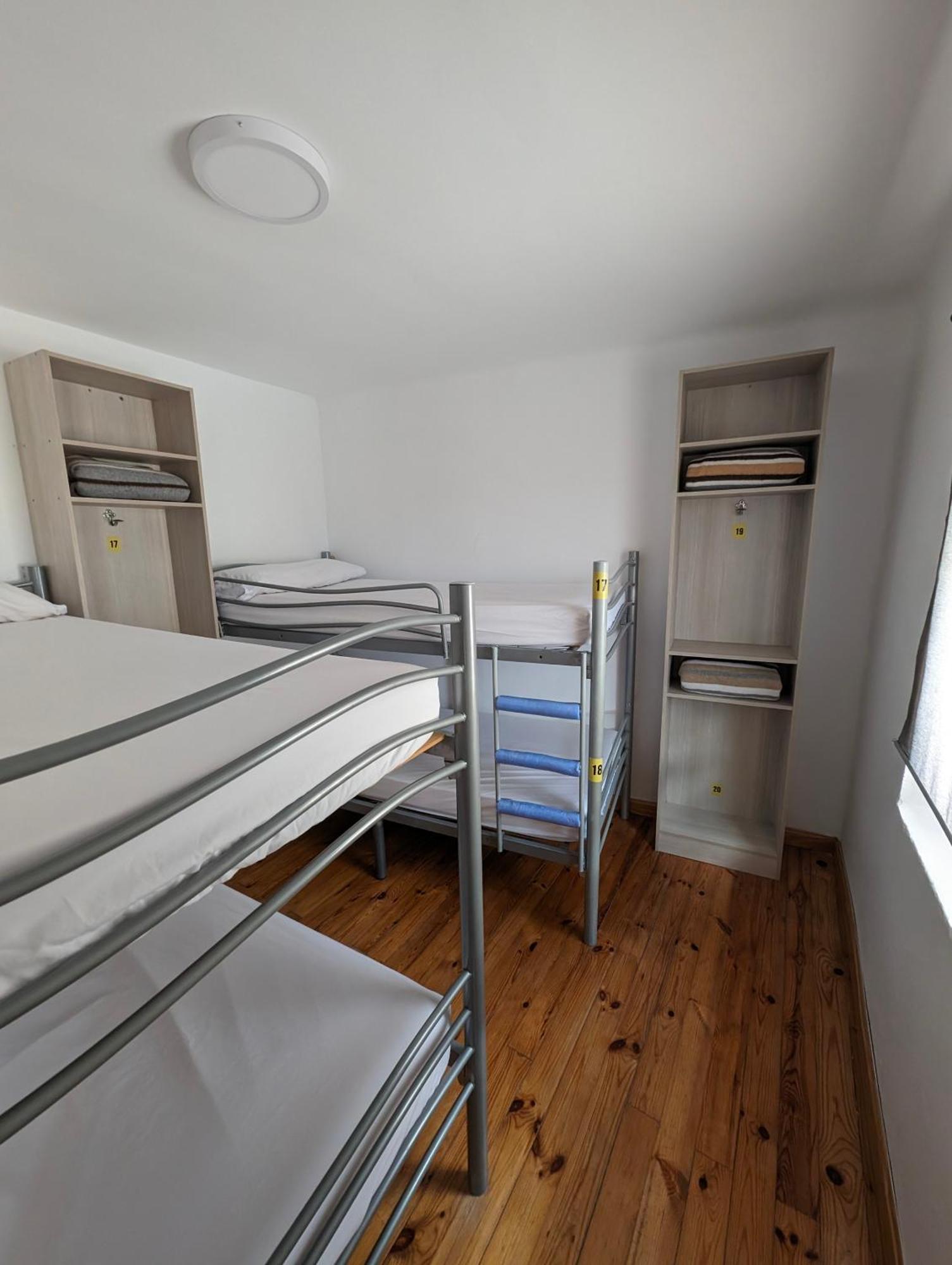Albergue El Alfar/Pilgrim Hostel 오르니요스 델 까미노 외부 사진
