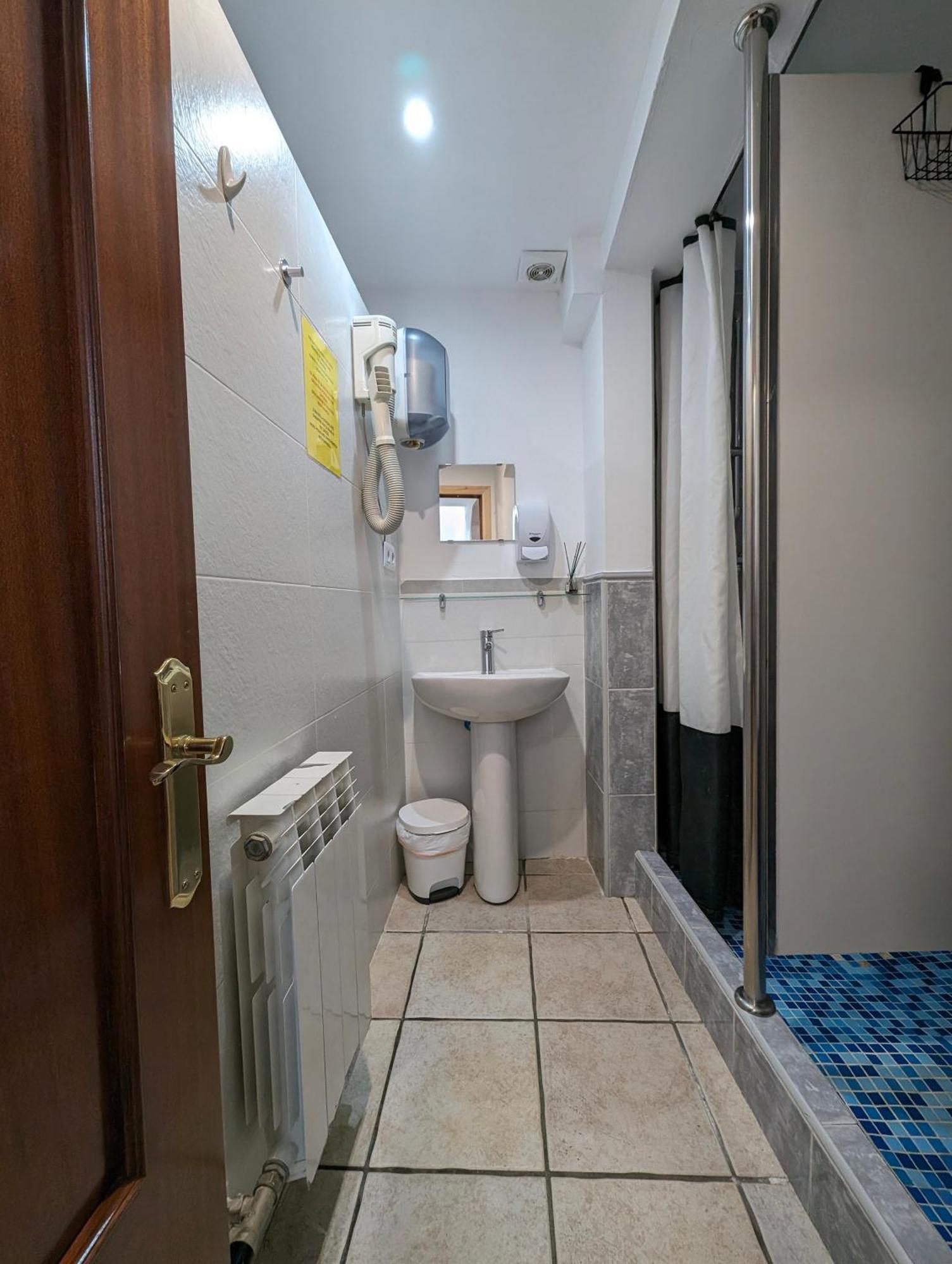 Albergue El Alfar/Pilgrim Hostel 오르니요스 델 까미노 외부 사진